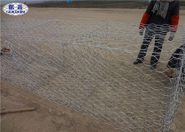 Galvanized PVC Dilapisi Gabion Baskets Untuk Perlindungan Sungai Dinding Layanan OEM