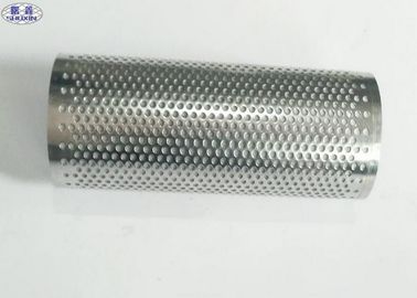Micro Metal Mesh Tabung Filter berlubang Kekuatan Tinggi Disesuaikan Lubang