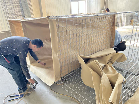 Galvanized Defensive Barrier Galfan Welded Gabion Lining Geotextile Cloth Untuk Pengendalian Banjir Pagar Pengendalian
