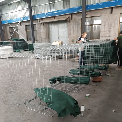 Galvanized Welding Anti-korosi HESCO Perbatasan Pertahanan Militer Tembok Dengan Hijau Gelap Di Kanada
