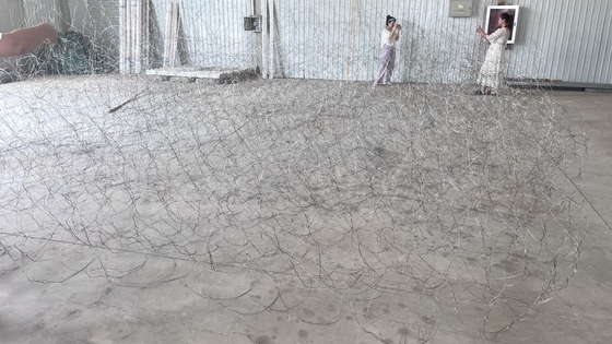 2024 Baru Digunakan dalam Perang Modern Anti Tank Barrier Wire Mesh Tank Track Wrapping Wire Mesh Tank Obstacle