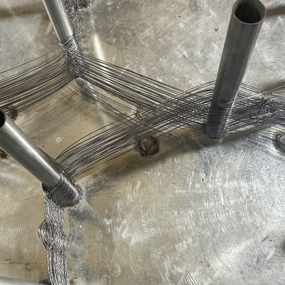 Jaring Waya Tangki yang Disesuaikan Jaring Anti Tangki Track Wrapping Wire Mesh Mengurangi Mobilitas Tangki