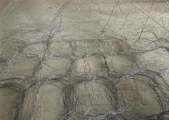 Tangki Mengurangi Mobilitas Galvanized Wound Twine Hinder Mesh