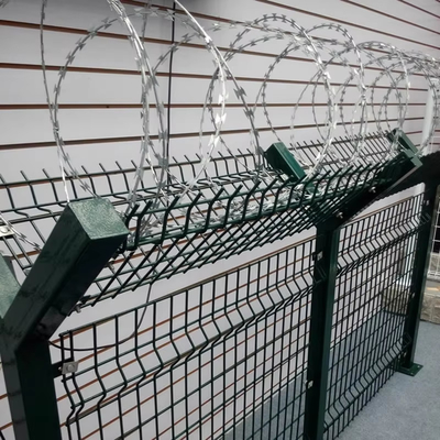 Besi Galvanized atau 304 stainless steel Razor Blade Fencing Wire yang digunakan untuk pagar keamanan tinggi