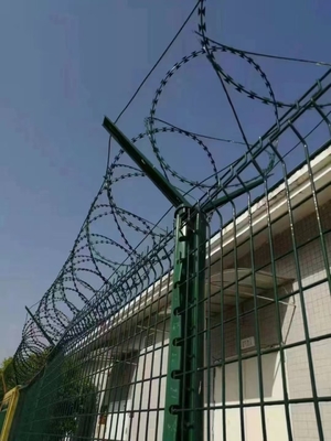 Pabrik Harga Stainless Steel Razor Wire Harga Concertina Razor Blade Barbed Wire Produsen