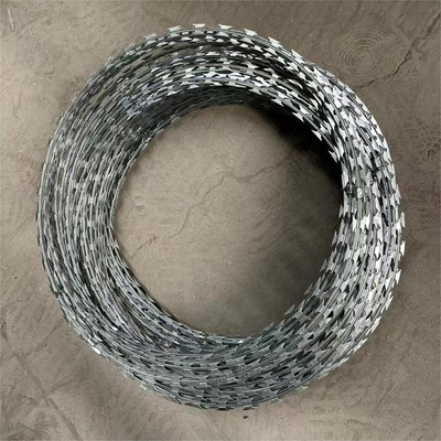 Hot Dip Bto-22 Galvanized Concertina Razor Wire Fencing Bto30