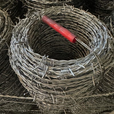 kawat berduri gulung harga kawat berduri produsen sekolah China kandang kawat berduri khusus kawat berduri mesh kawat berduri galvanis kawat berduri seng anticlimb