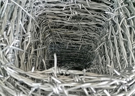 Perlindungan Konstruksi Pagar Hot Dip Galvanized/stainless steel Barbed Wire Roll