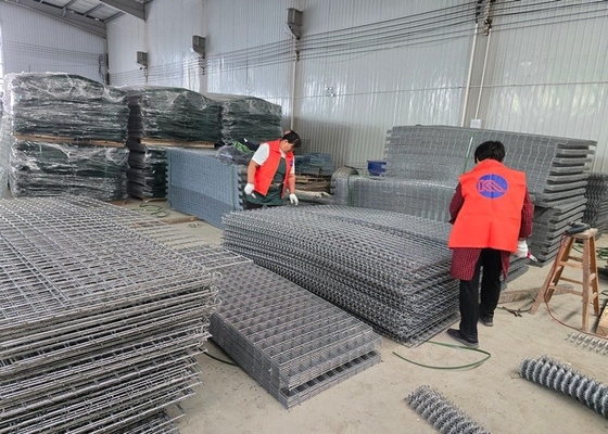 Panjang PenggunaanHidup tahan UV Geotekstil dilapisi tembok penghalang benteng militer Hesco