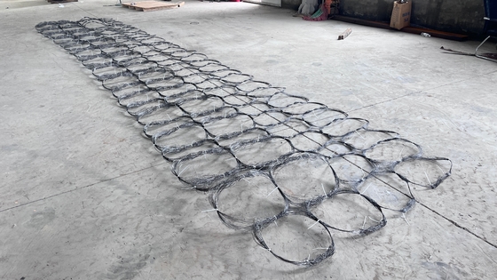 Tangki Penghalang Pagar Mesh Invisible Drone Net Pagar Tangki Penghalang Wicker Pagar Wire Mesh Keamanan Putanka Penghalang Ukraina