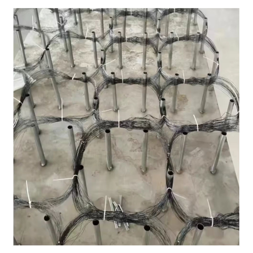 Low Visibility Galvanized Weave Wire Hambatan Anti-tank Barrier Wire Net Trap Netting