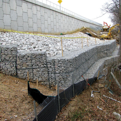 80*100mm Seng Dilapisi Gabion Kotak Kandang Dinding Penahan Kawat Untuk Perlindungan Sungai