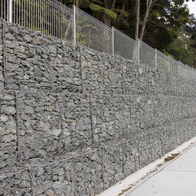Gabions Batu Isi Lipat Ditenun Untuk Proyek Sungai Dan Di Bawah Jembatan
