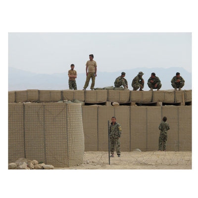 4.0 mm Pertahanan Hesco Bation Barrier Gabion terutama digunakan untuk pengendalian banjir dan benteng militer
