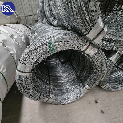Kawat Berduri Anti Panjat Pertanian Keamanan Ditingkatkan Kualitas Tinggi Kebun Penjara Melindungi Kawat Berduri Pisau Cukur Listrik