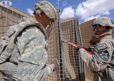 Pasir Diisi Perlindungan Militer Hesco Barrier Kawat Baja Karbon Rendah