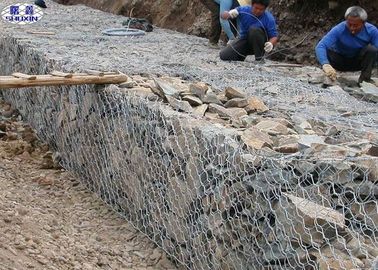 60 * 80 Gabion Dinding Kandang / Wire Cage Batu Penahan Dinding Gaya Heksagonal