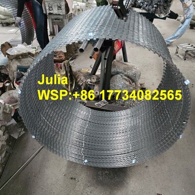 Daya tahan 500mm OD BTO-16 Razor Mesh 102 Loops Razor Barbed Wire Anti Korosi Pagar Komunitas Perumahan