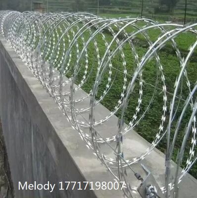 High Visibility Blade Razor Barbed Wire untuk Highway Roadside Security Barriers