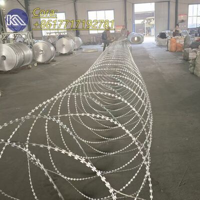 Kawat Berduri Concertina Pabrik China digunakan untuk Pagar Perlindungan Perbatasan Negara