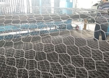 Hot mencelupkan Galvanized Woven Hexagonal Wire Mesh Gabion Keranjang 2.0-4.0mm Wire Guage