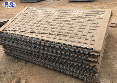 Geotextile Berjajar HDP Galvanized earth-diisi HESCO Barrier for Preotection Militer