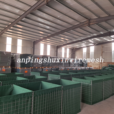 Lubang Persegi Dilipat Hesco Military Barrier Welded Steel Wire Mesh Defensive